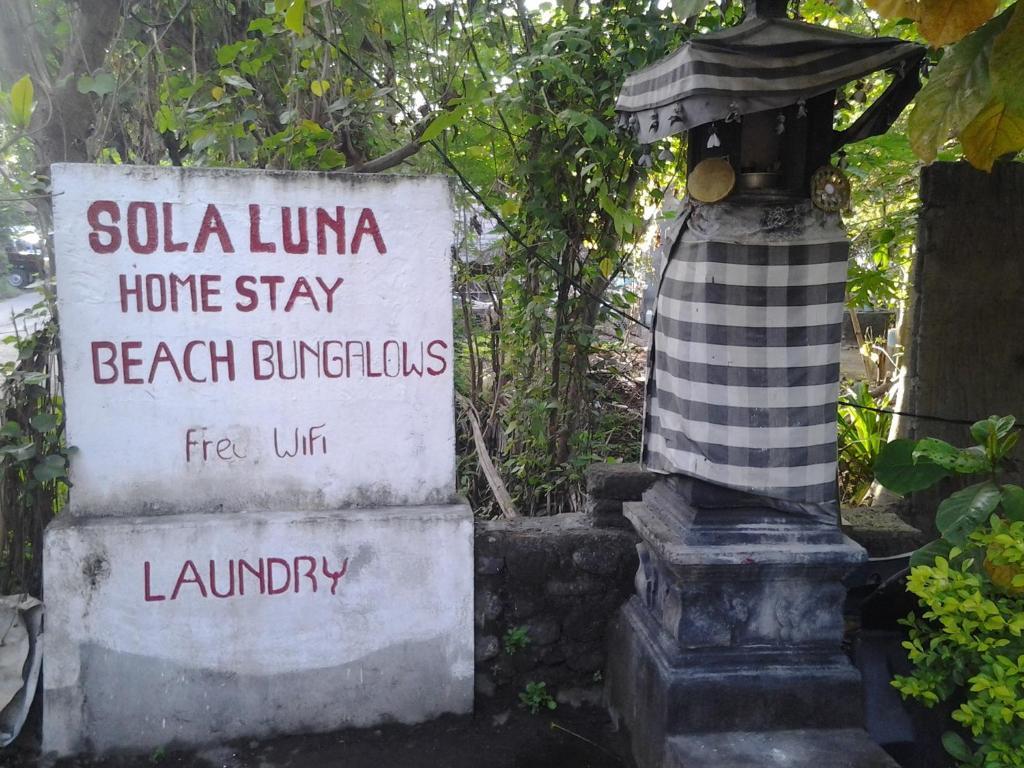 Solaluna Beach Homestay Amed Zewnętrze zdjęcie