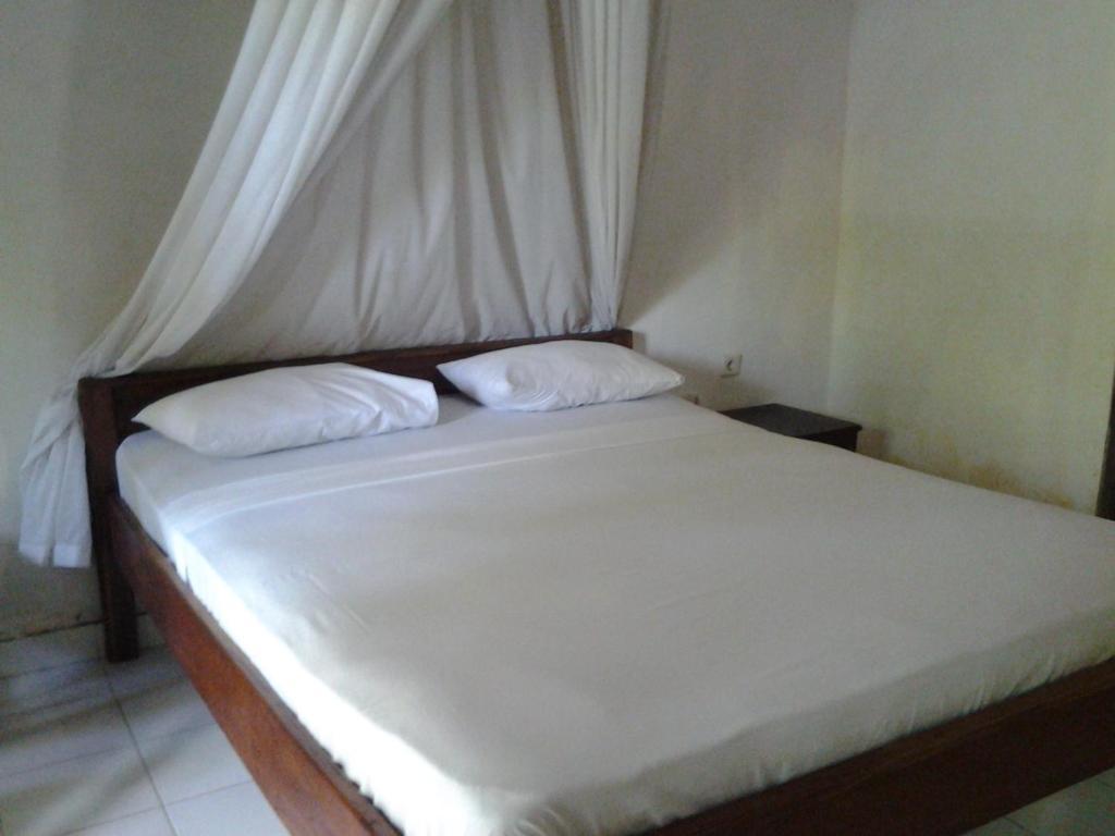 Solaluna Beach Homestay Amed Zewnętrze zdjęcie