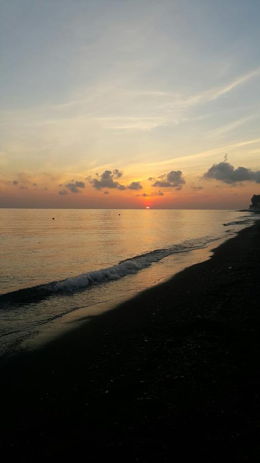 Solaluna Beach Homestay Amed Zewnętrze zdjęcie